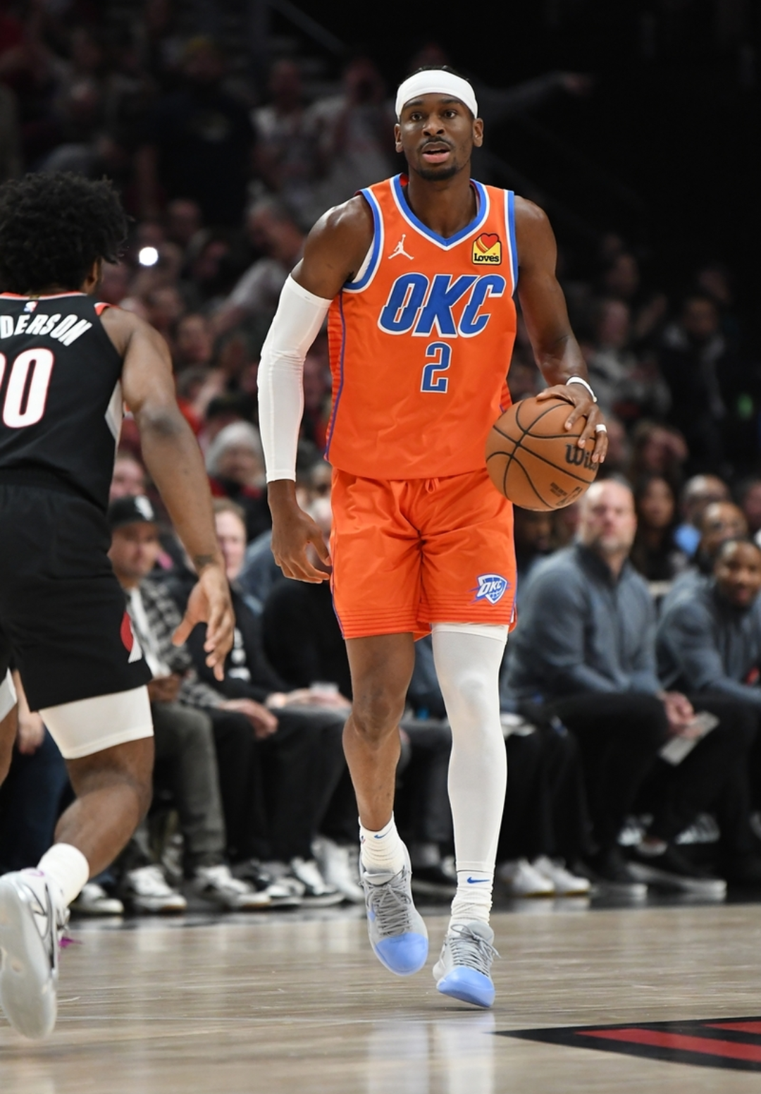 开拓者客场大胜爵士，利拉德独得分的简单介绍