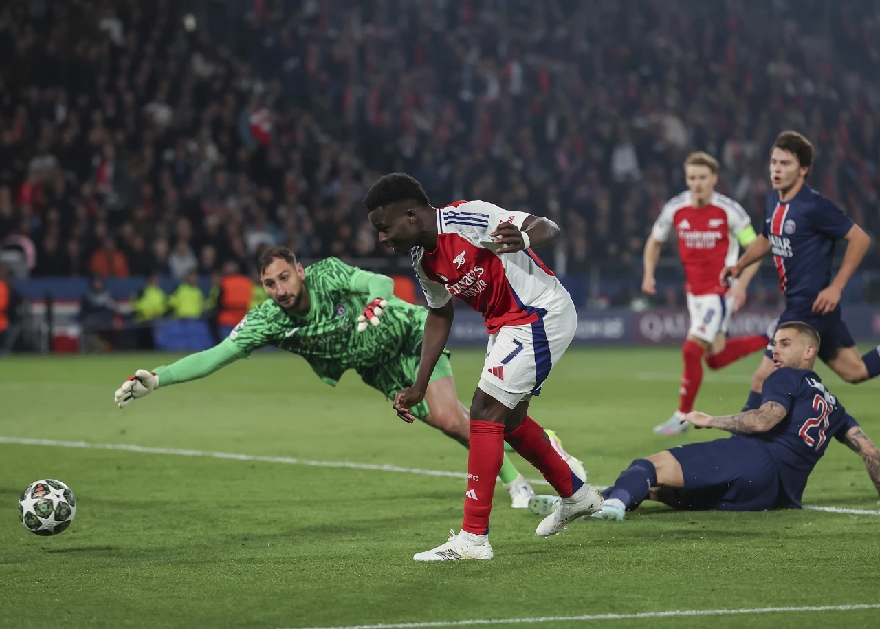 巴黎圣日耳曼迎战曼城，强强对决的简单介绍