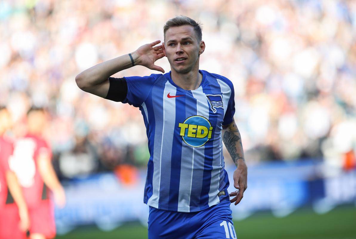 美因茨在客场战胜柏林赫塔，取得三分