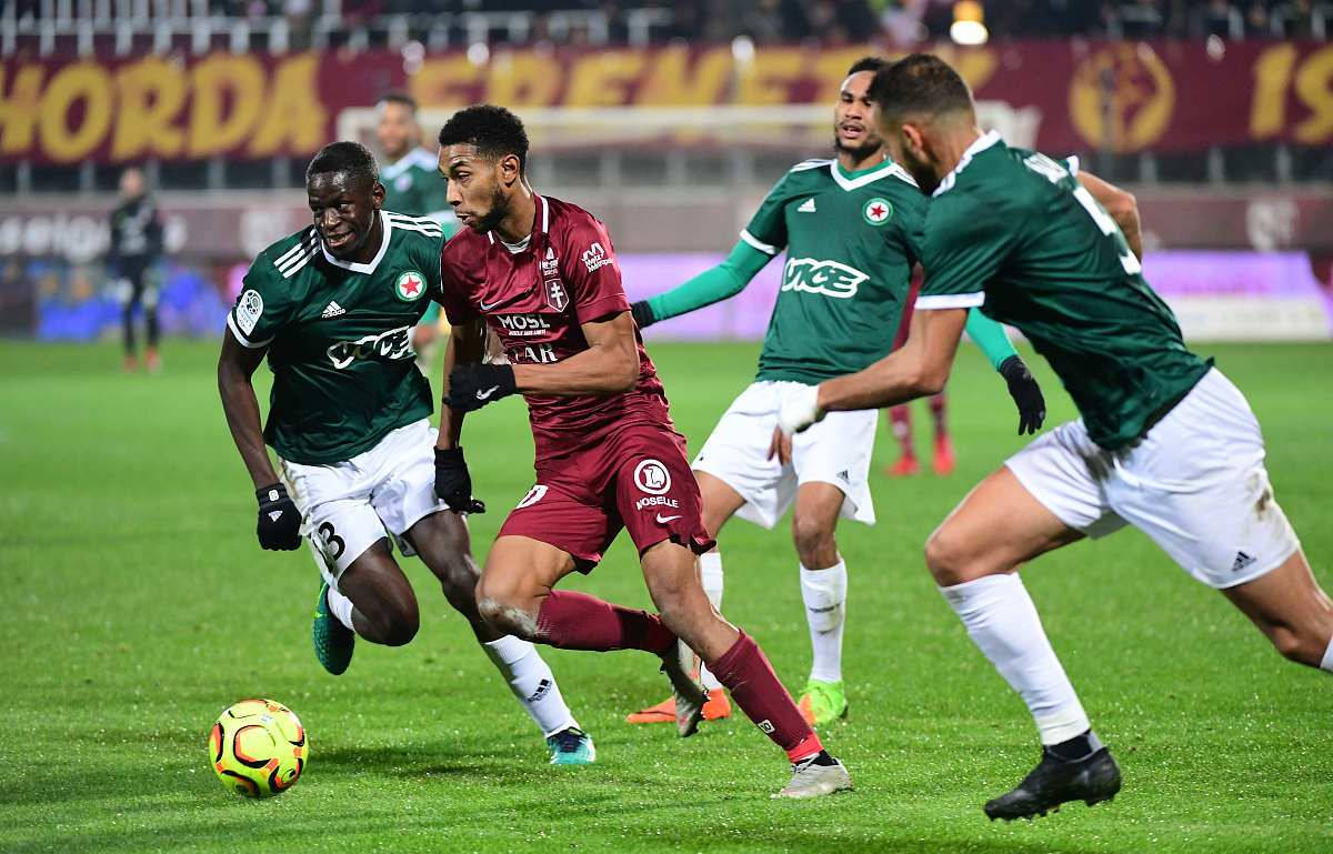 里尔客场战胜波尔多，继续领跑积分榜的简单介绍